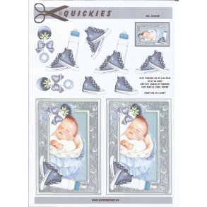 Sovende babydreng og baby ting