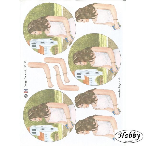 Konfirmandinde ved kirke rund