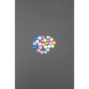 Runde og drbet formet plast i farver